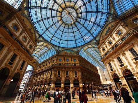 Die Galleria Vittorio Emanuele II: Ein schimmerndes Juwel der Mailänder Mode und Architektur!